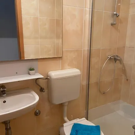 Διαμέρισμα Lone The View